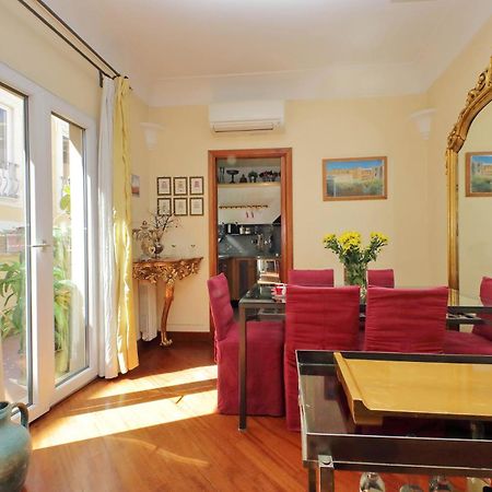 4Bnb - Luxury Trevi Apartment W Terrace Рим Екстер'єр фото