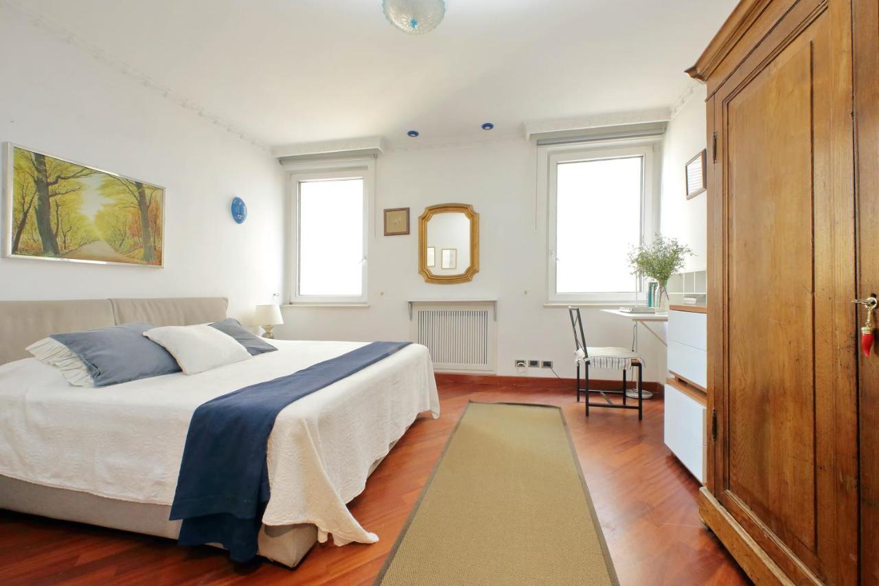 4Bnb - Luxury Trevi Apartment W Terrace Рим Екстер'єр фото
