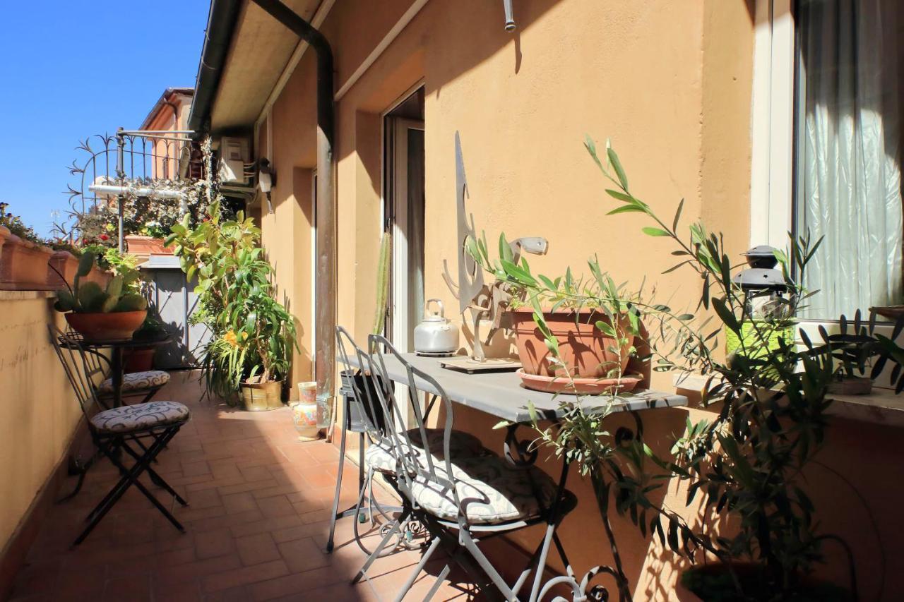 4Bnb - Luxury Trevi Apartment W Terrace Рим Екстер'єр фото