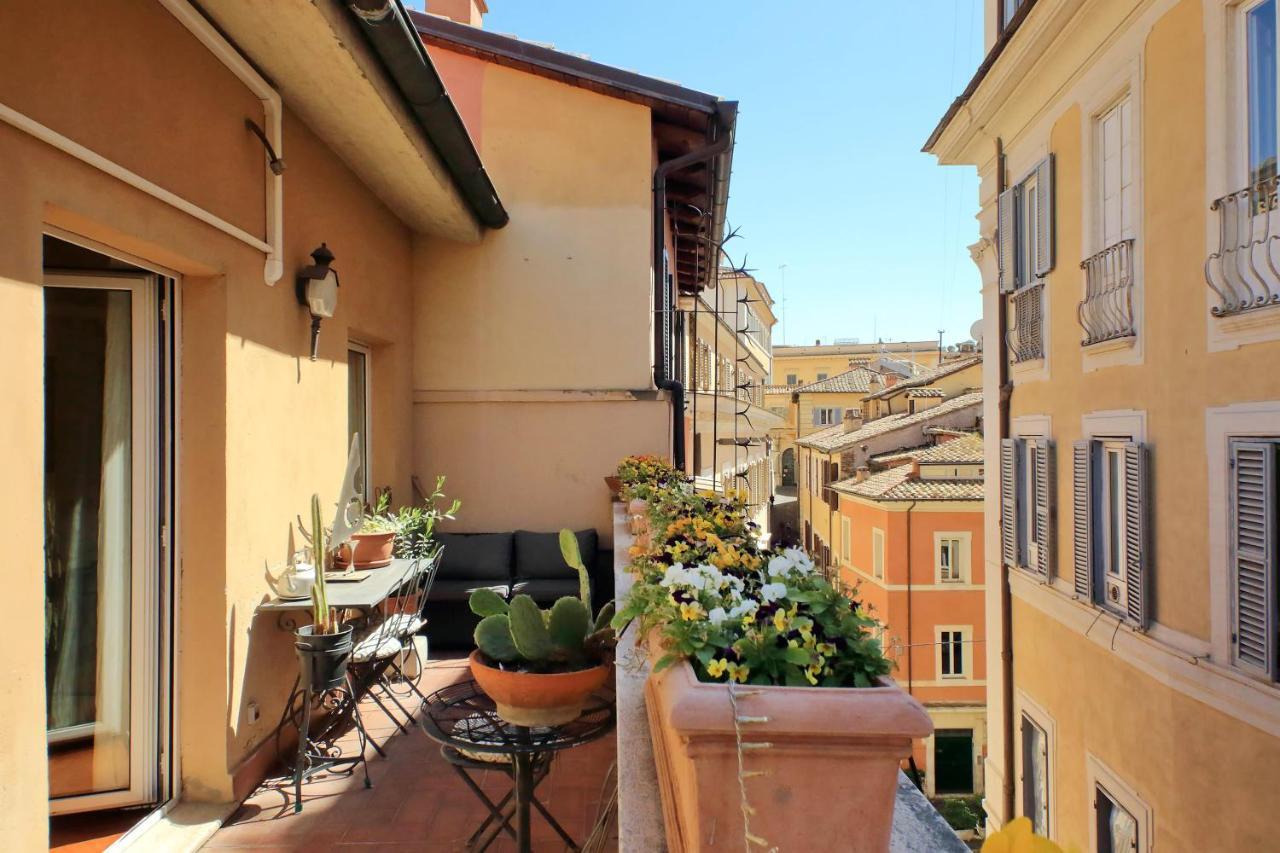 4Bnb - Luxury Trevi Apartment W Terrace Рим Екстер'єр фото