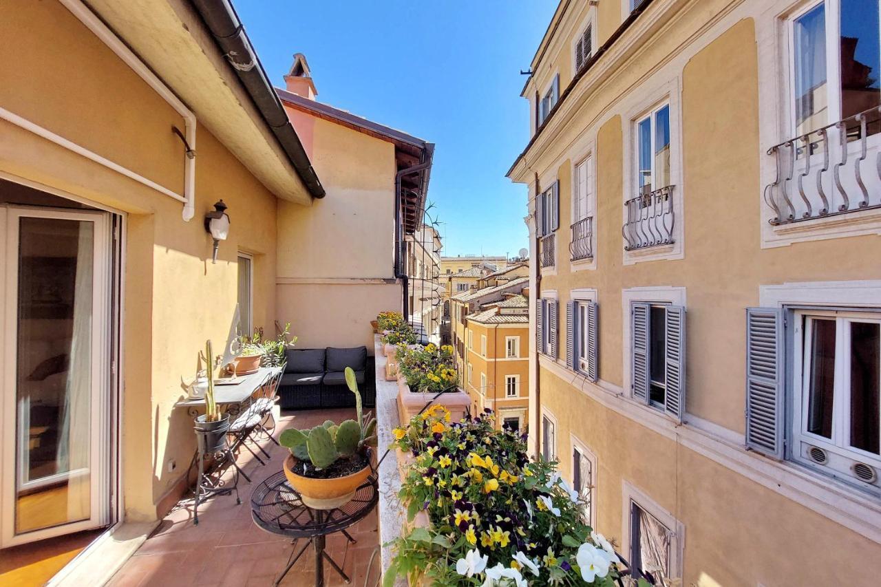 4Bnb - Luxury Trevi Apartment W Terrace Рим Екстер'єр фото