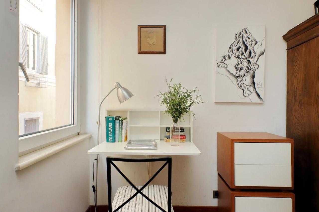 4Bnb - Luxury Trevi Apartment W Terrace Рим Екстер'єр фото