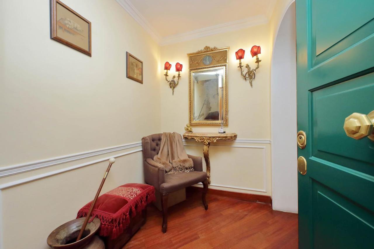 4Bnb - Luxury Trevi Apartment W Terrace Рим Екстер'єр фото