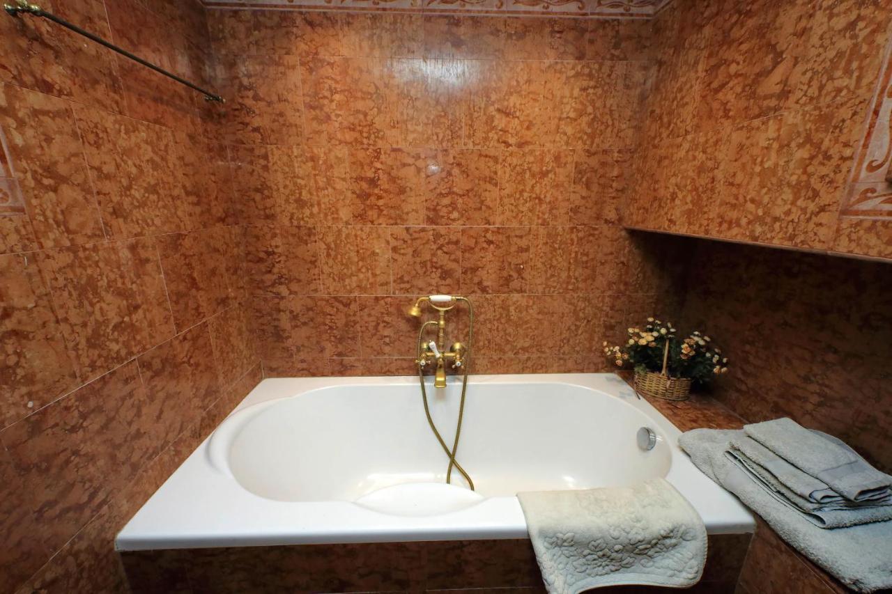 4Bnb - Luxury Trevi Apartment W Terrace Рим Екстер'єр фото